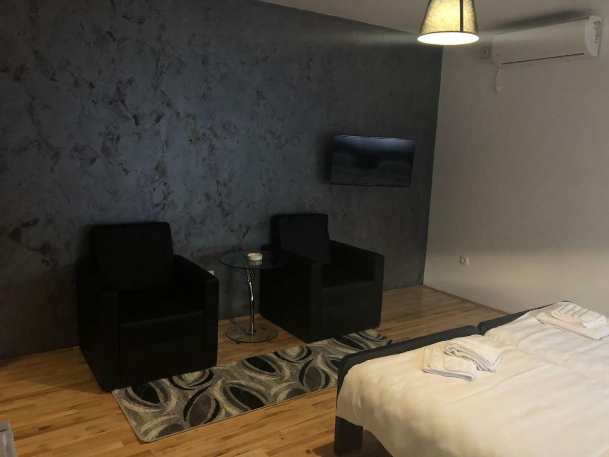 Airport Rest Apartments Βελιγράδι Εξωτερικό φωτογραφία