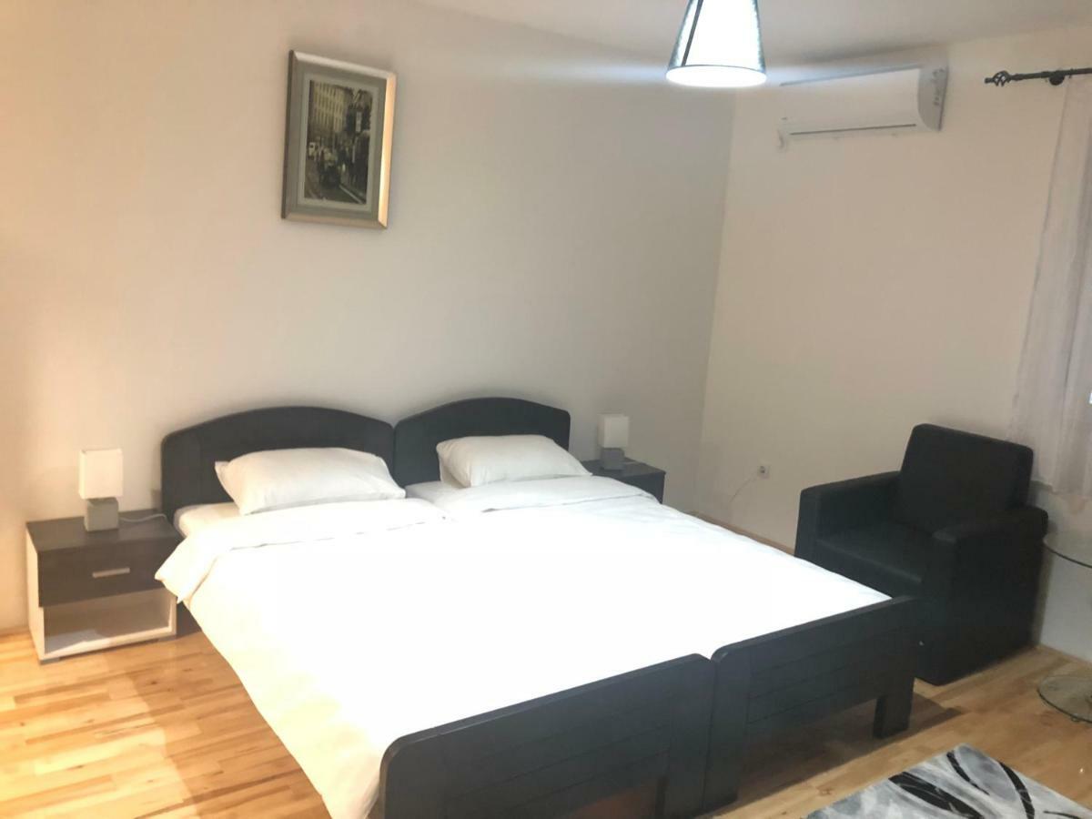 Airport Rest Apartments Βελιγράδι Εξωτερικό φωτογραφία