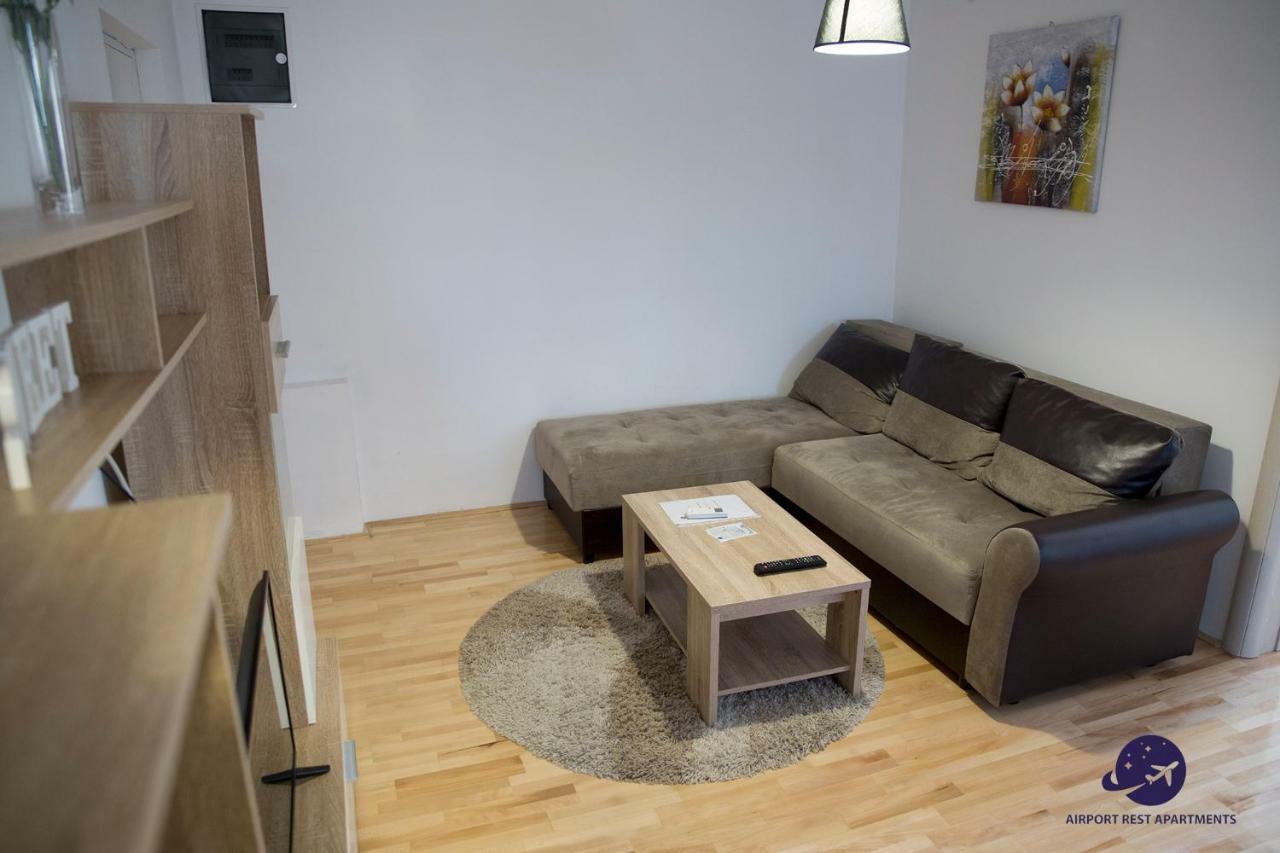 Airport Rest Apartments Βελιγράδι Εξωτερικό φωτογραφία