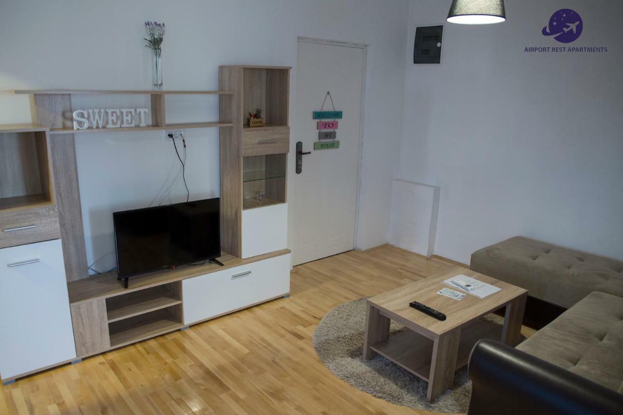 Airport Rest Apartments Βελιγράδι Εξωτερικό φωτογραφία