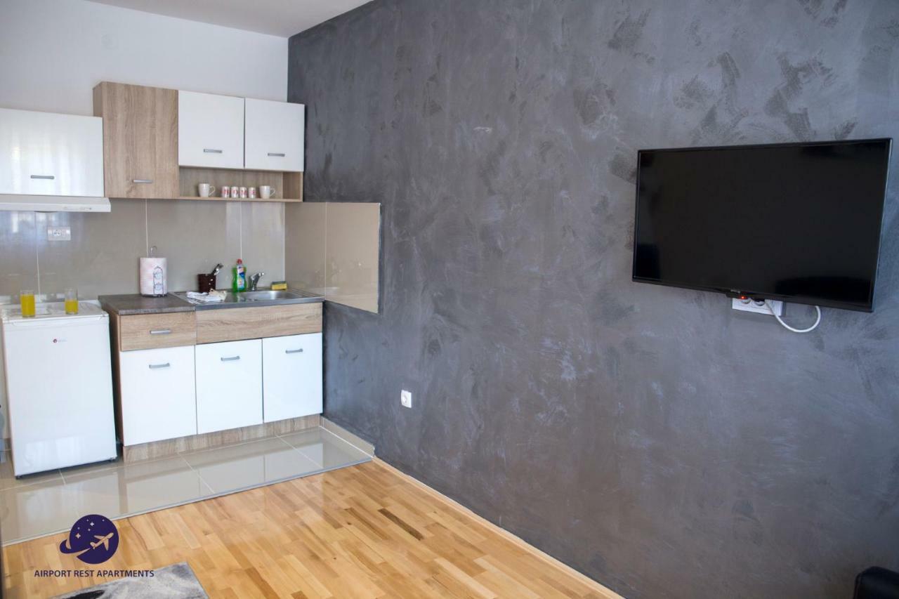 Airport Rest Apartments Βελιγράδι Εξωτερικό φωτογραφία