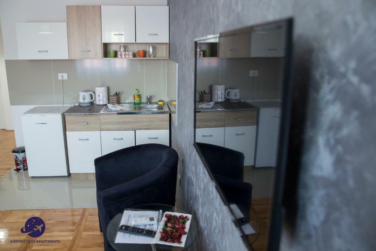 Airport Rest Apartments Βελιγράδι Εξωτερικό φωτογραφία